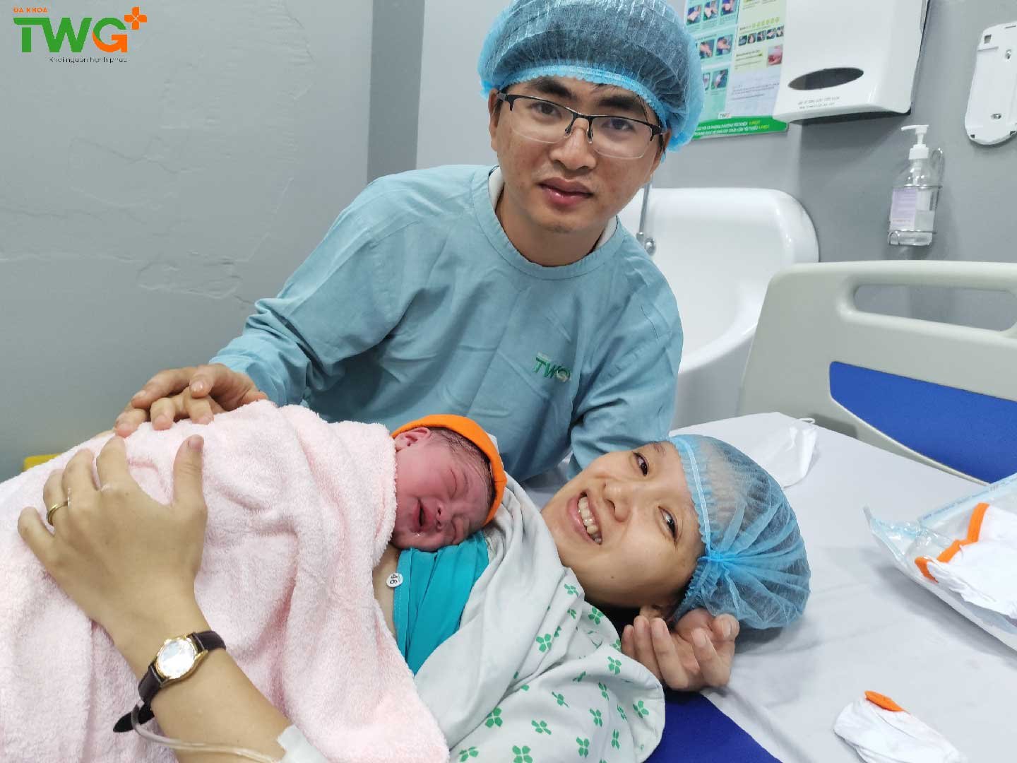 [GÓC CHIA SẺ] Bệnh viện TWG Long An hỗ trợ thành công ca sinh lần thứ 2 bằng phương pháp sinh thường sau lần đầu sinh mổ